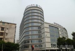 中山人民医院去眼袋，30天恢复前后对比效果图